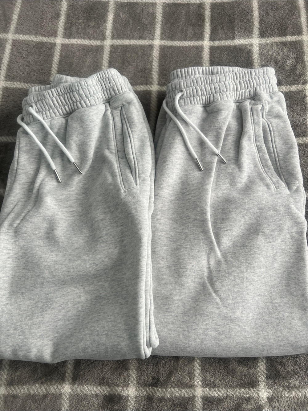 Abercrombie and Fitch Sunday Sweatpants Large Light Gray Joggers Women